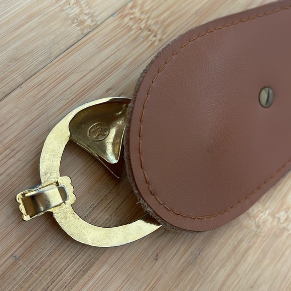 Vintage brown suede 1980’s adjustable belt gold and silver buckle - Picture 4 of 6